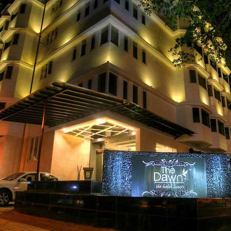 Fabhotel Dawn Májszúr Kültér fotó
