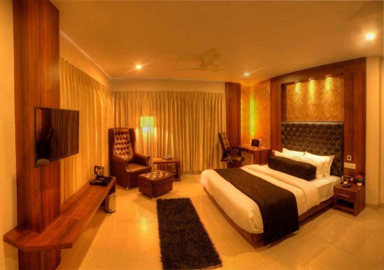 Fabhotel Dawn Májszúr Kültér fotó