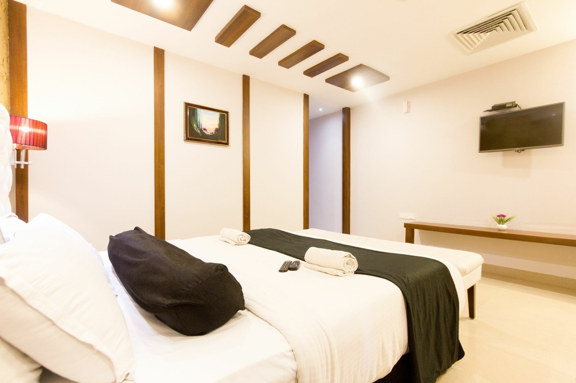 Fabhotel Dawn Májszúr Kültér fotó