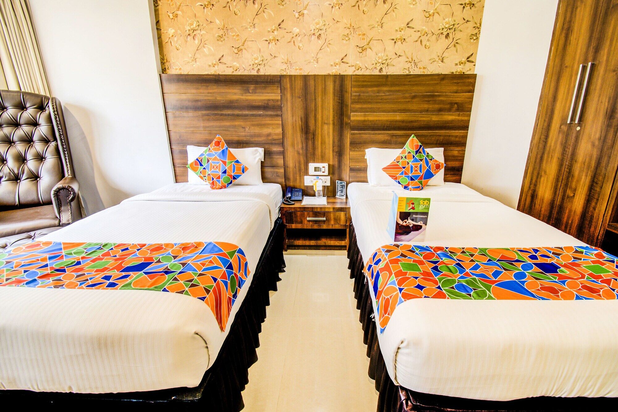 Fabhotel Dawn Májszúr Kültér fotó