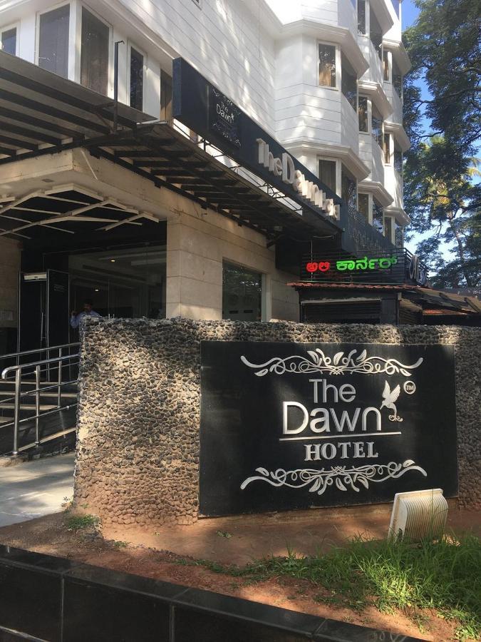 Fabhotel Dawn Májszúr Kültér fotó
